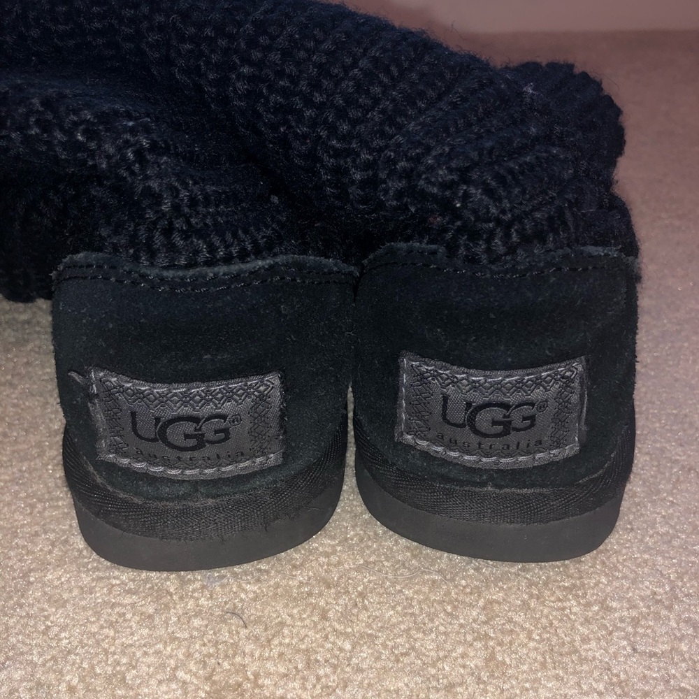Black knitted UGGs - Picture 4 of 5